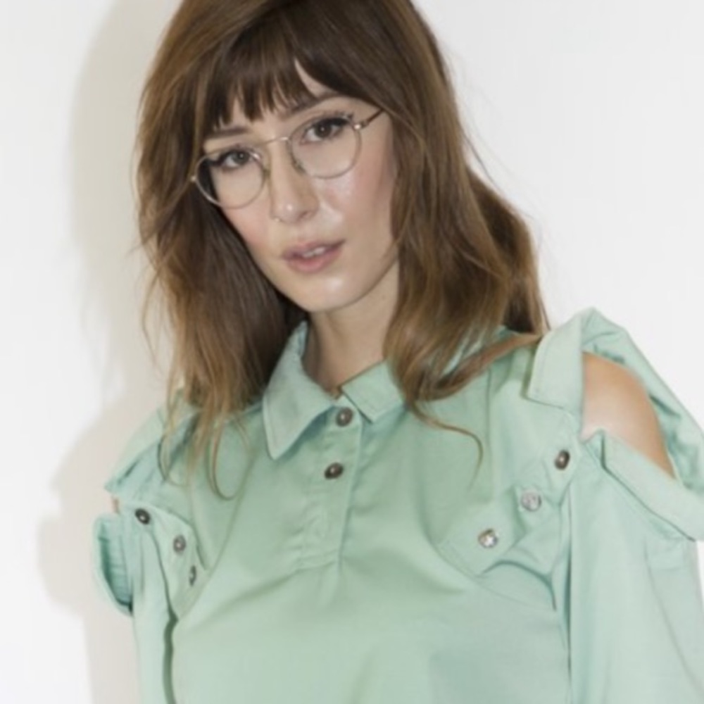 Meet your Posher, Emily